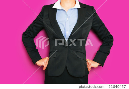 擔心的女商人,桃紅色背景 擔心的女商人,桃紅色背景 21840457