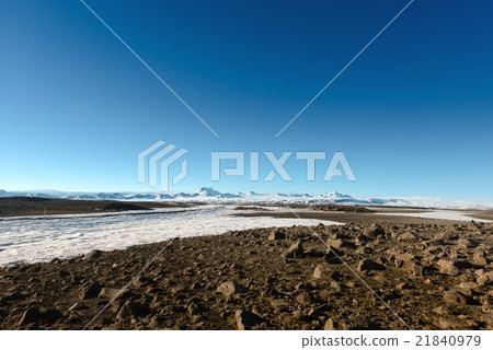 Volcanic icelandic landscape Volcanic icelandic landscape 21840979
