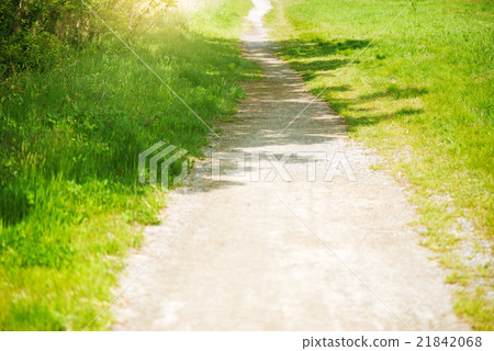 Path, small diameter of spring 21842068
