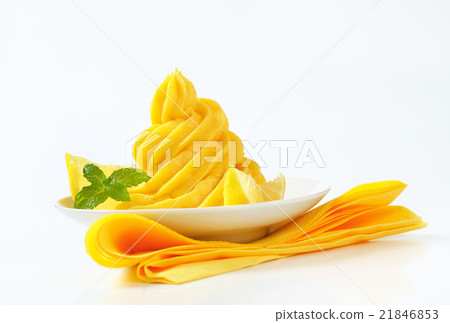 Swirl of lemon cream 21846853