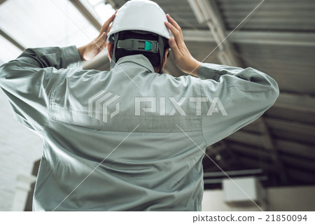 Operator Operator 21850094