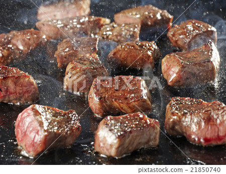 Dice steak 21850740