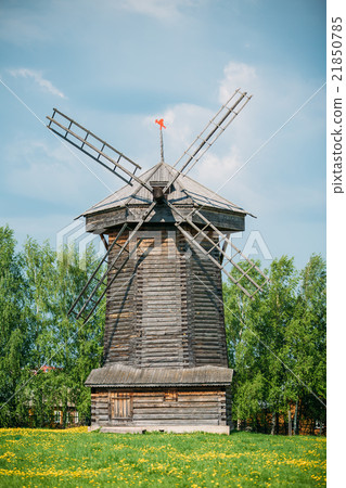 Old Wooden Windmill in Suzdal, Russia. Summer 21850785