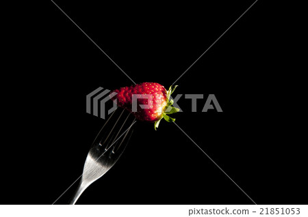fresh red strawberry fresh red strawberry 21851053
