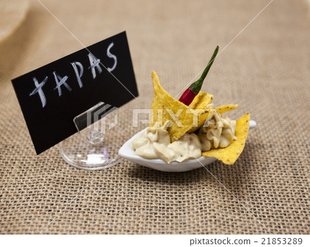 Delicious Jewish hummus with spicy red pepper Delicious Jewish hummus with spicy red pepper 21853289