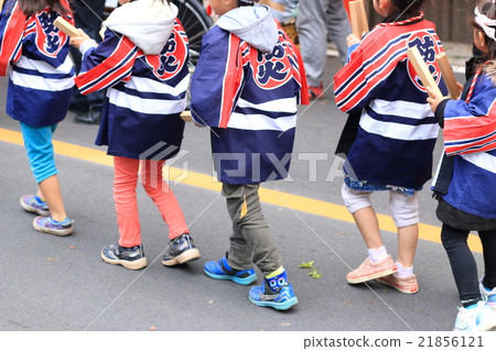 Children firefighter group 21856121