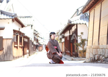Kimono Portrait 21856676