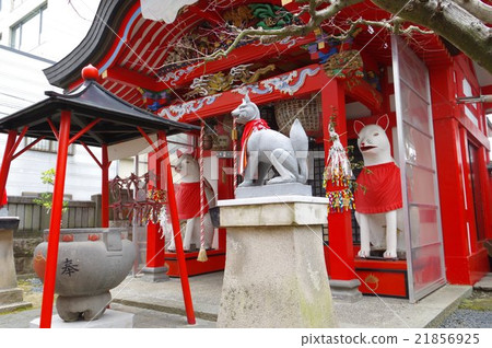 信州松本Jirin寺新聞神社學院（Kasamori）稻荷神社崇拜水平橫向疾病祈求治療偉大的大狐狸 21856925