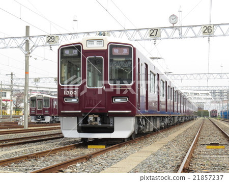 Hankyu 1300 series 1300 F (2) Hankyu 1300 series 1300 F (2) 21857237