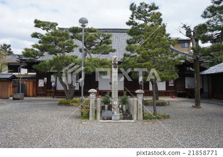 京都府京都市東山區六道欽能寺境內 21858771