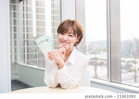Women with Korean won 21861093