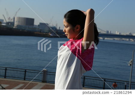 慢跑的女人 21861294