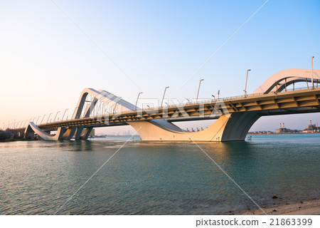 Sheikh Zayed Bridge, Abu Dhabi, UAE 21863399