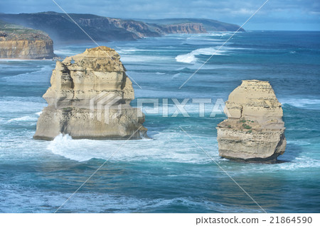 Twelve Apostles 21864590