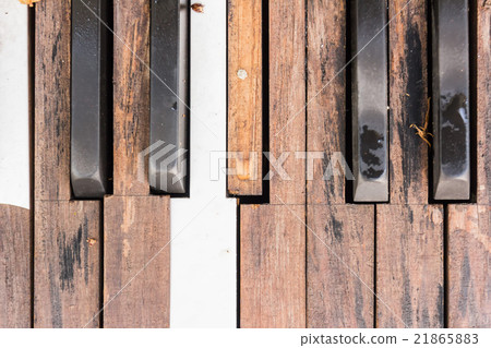 Broken Old Piano Keys Broken Old Piano Keys 21865883