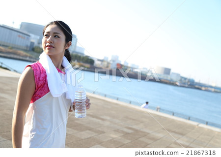 慢跑的女人 21867318