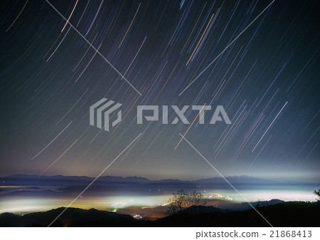 Winter stars seen from Inobo mountain 21868413