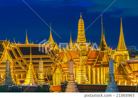 Temple of the Emerald Buddha and Grand Palace. 21868965