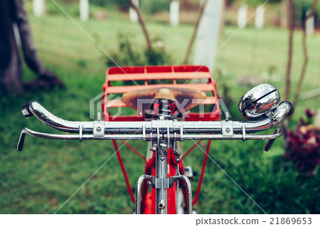 Vintage old bicycle - vintage effect filter Vintage old bicycle - vintage effect filter 21869653