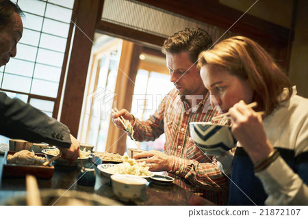 外國遊客誰吃日本料理 外國遊客誰吃日本料理 21872107