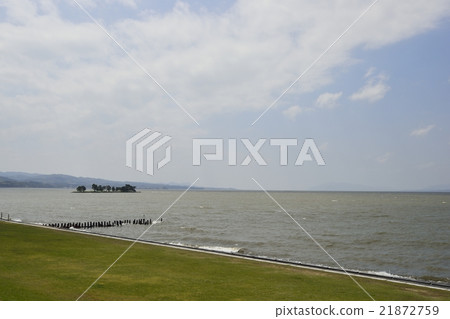 View from the Shimane Prefectural Art Museum (Lake Shinji and Ikigashima) 21872759