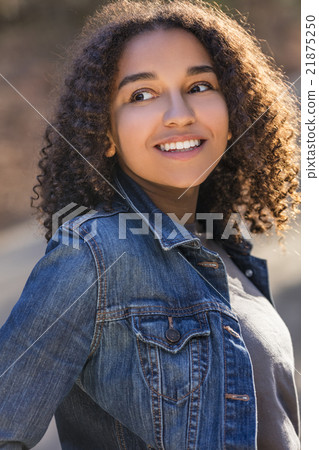 African American Girl Teenager With Perfect Teeth 21875250