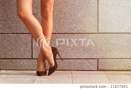 Low view of woman's legs 21877841