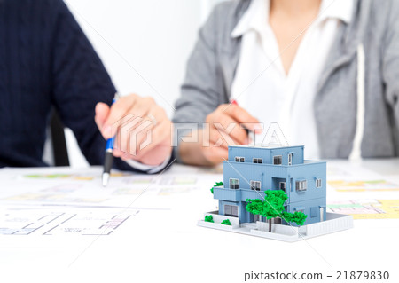 已婚夫婦家庭戶男女家庭計劃住房諮詢消費稅增加先發製人需求新婚夫婦 21879830