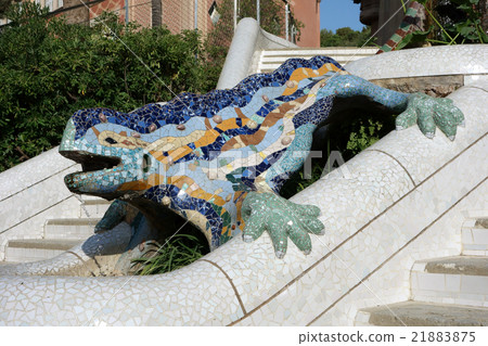 Guell Park · Lizard (Spain · Barcelona) 21883875