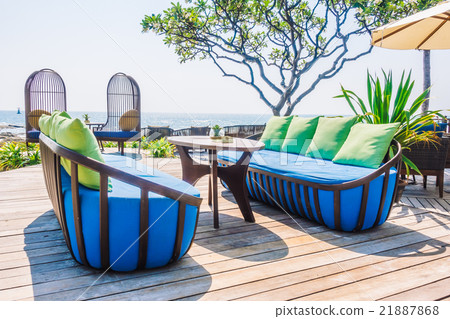 Outdoor patio Outdoor patio 21887868