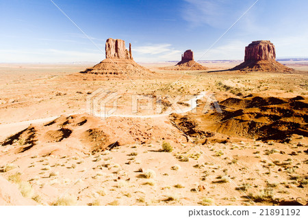 The Mittens and Merrick Butte, Monument Valley NP The Mittens and Merrick Butte, Monument Valley NP 21891192