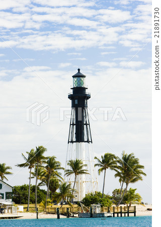 Hillsboro Lighthouse, Pompano Beach, Florida, USA Hillsboro Lighthouse, Pompano Beach, Florida, USA 21891730