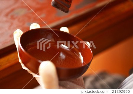 Lacquer paint lacquerware traditional craftwork women art art Lacquer paint lacquerware traditional craftwork women art art 21892990