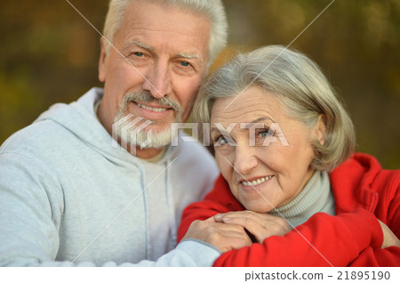Happy fit senior couple Happy fit senior couple 21895190