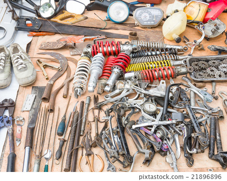 Old tools and old replacement parts Old tools and old replacement parts 21896896