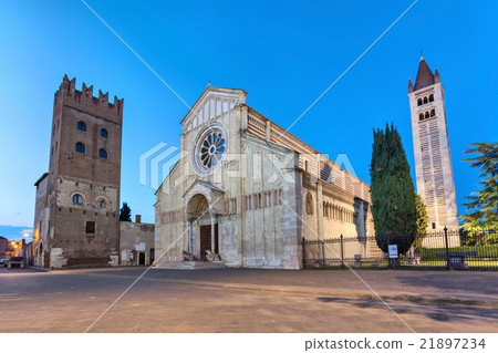 Basilica di San Zeno Maggiore in Verona 21897234