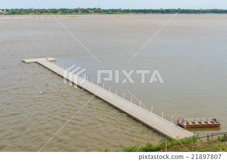 Floating raft 21897807