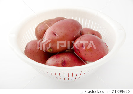 Red potatoes 21899690