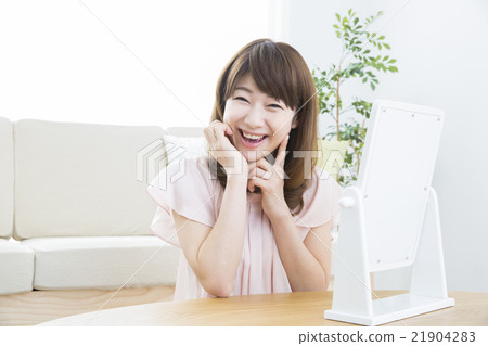 Beauty Image Young lady 21904283