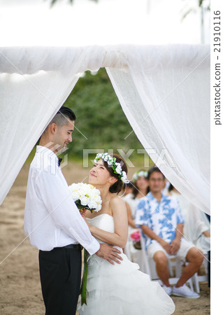 新娘和修飾海灘婚禮 21910116