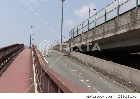 Bridge after the earthquake Bridge after the earthquake 21911156