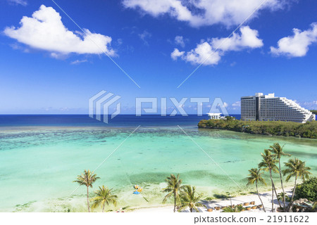 Tumon beach sea and clouds Tumon beach sea and clouds 21911622