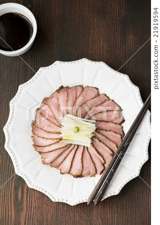 Roasted duck 21919594
