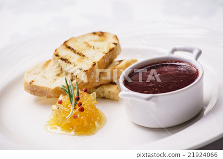 pate with toast 21924066