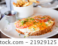 Crab's open sandwich 21929125