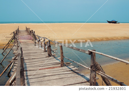 Wooden Bridge to the Sea 21932801