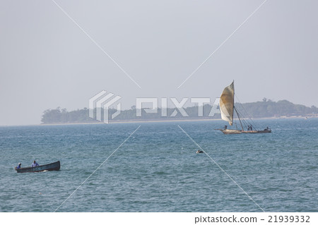 Wooden sailboat (dhow)  Zanzibar 21939332