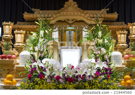 Altar of funeral ceremony 21944560