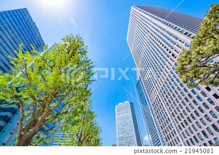 [Tokyo] Shinjuku Fukutoshin, fresh green office district 21945081