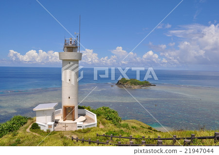 Remote island lighthouse 21947044